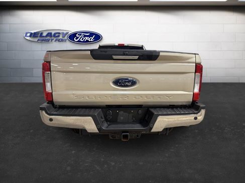 Used 2018 Ford F350 Lariat w/ Chrome Package image 3