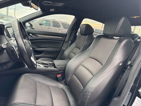 Used 2019 Honda Accord Sport image 18