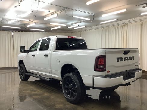 New 2026 RAM 2500 Tradesman AWD/4WD image 8