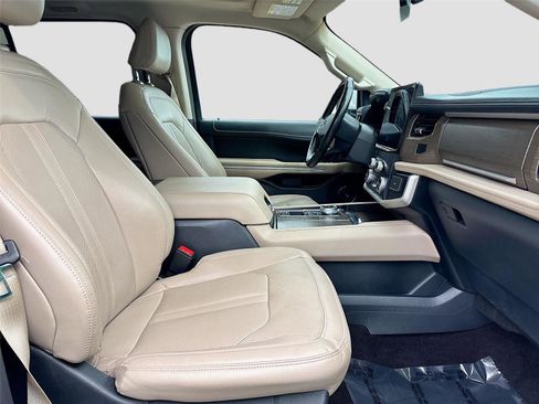 Used 2023 Ford Expedition Max Limited image 33