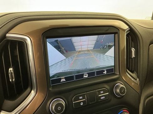 Used 2021 Chevrolet Silverado 1500 High Country AWD/4WD image 19