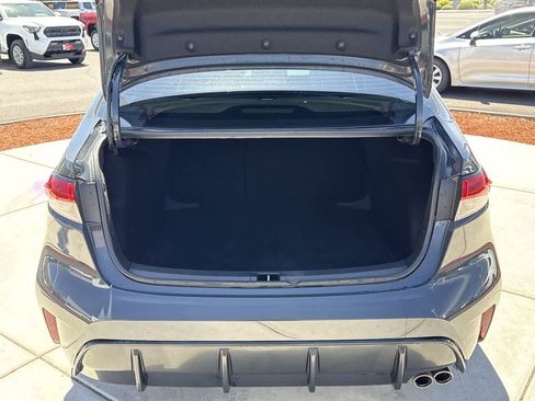 Used 2023 Toyota Corolla SE FWD image 6