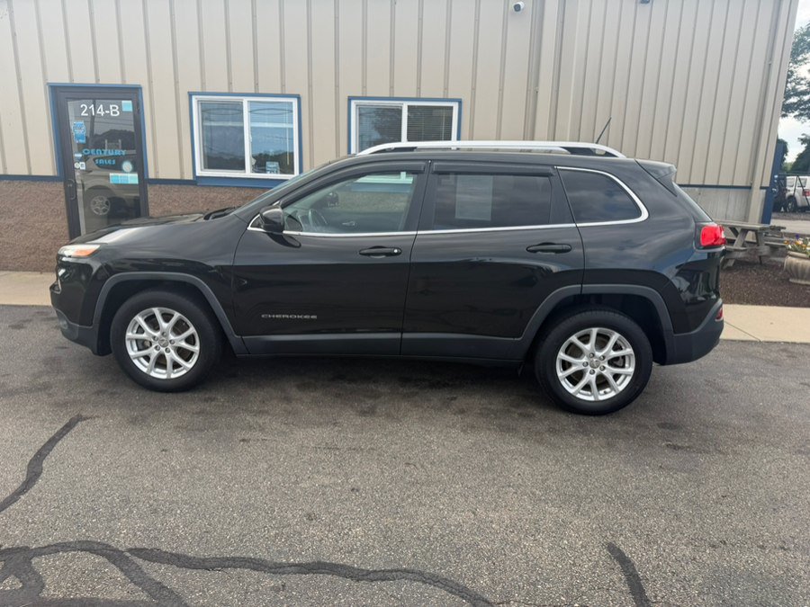 Used 2016 Jeep Cherokee Latitude w/ Cold Weather Group FWD image 4