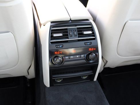 Used 2014 BMW 750Li image 20