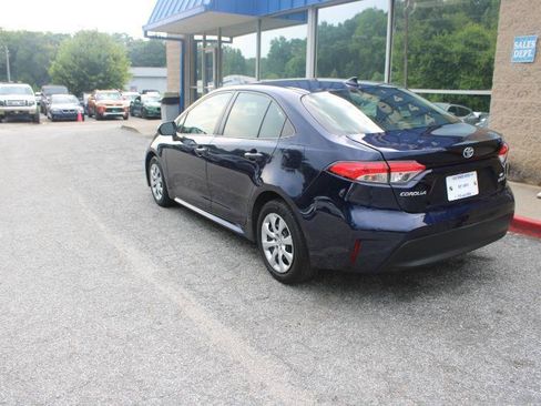 Used 2023 Toyota Corolla LE FWD image 4