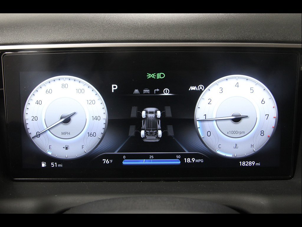 Certified 2024 Hyundai Tucson Limited AWD/4WD image 8