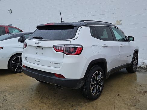 Used 2022 Jeep Compass Limited w/ Sun and Sound Group image 7