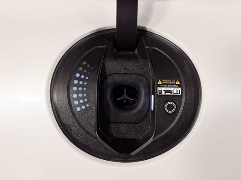 Certified 2026 Genesis GV60 Performance image 23