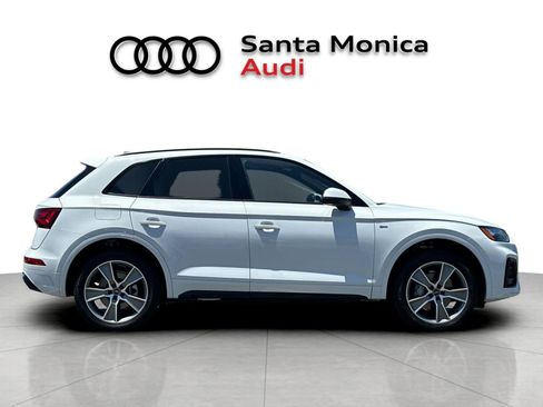 Used 2025 Audi Q5 2.0T Premium w/ Convenience Plus Package AWD/4WD image 8