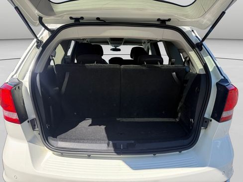 Used 2017 Dodge Journey SXT w/ Safe & Sound Group FWD image 23