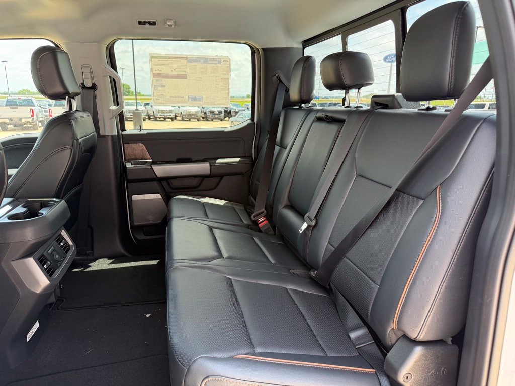 New 2026 Ford F250 Lariat w/ Lariat Premium Package AWD/4WD image 16