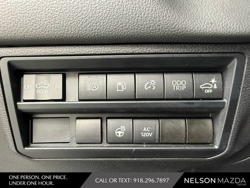 Used 2023 Toyota Tundra Limited AWD/4WD image 23