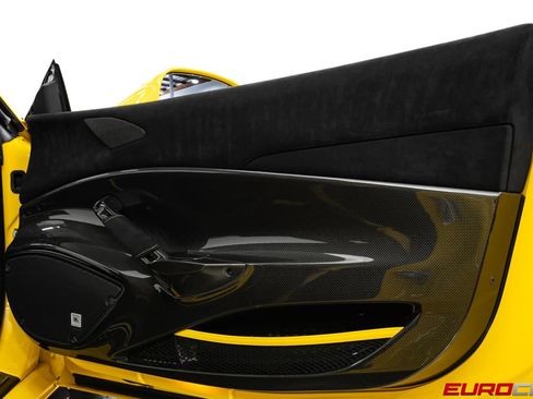 Used 2020 Ferrari 488 Pista Coupe RWD image 34