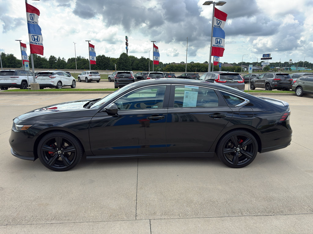Used 2023 Honda Accord Sport image 8