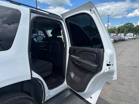 Used 2010 Chevrolet Tahoe LS w/ Convenience Package AWD/4WD image 11