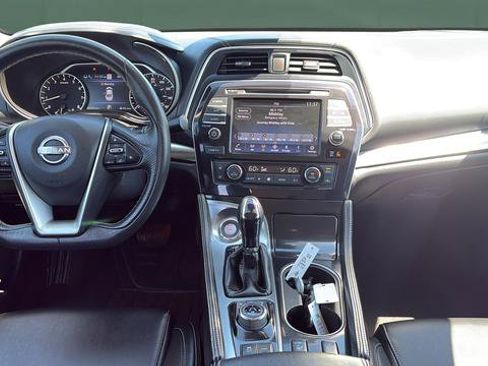 Used 2023 Nissan Maxima SV w/ Floor Mat Group FWD image 19
