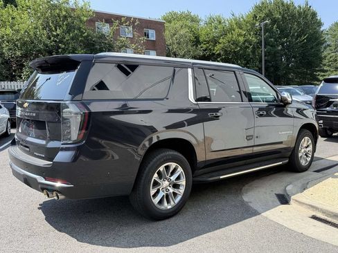 Used 2026 Chevrolet Suburban Premier AWD/4WD image 4