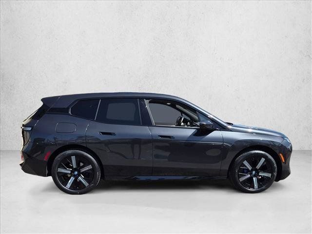 Certified 2024 BMW iX xDrive50 w/ Sport Package AWD/4WD image 4