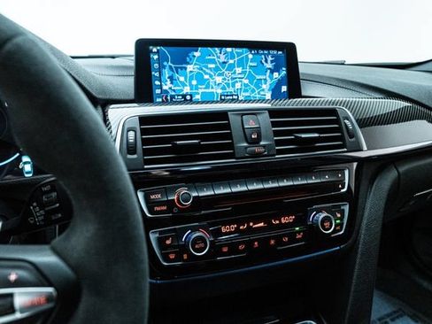 Used 2018 BMW M3 RWD image 26