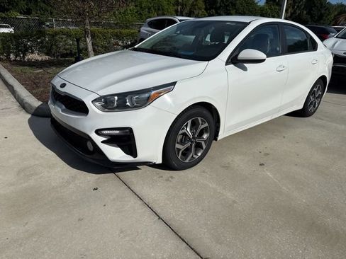 Certified 2021 Kia Forte LXS FWD image 1