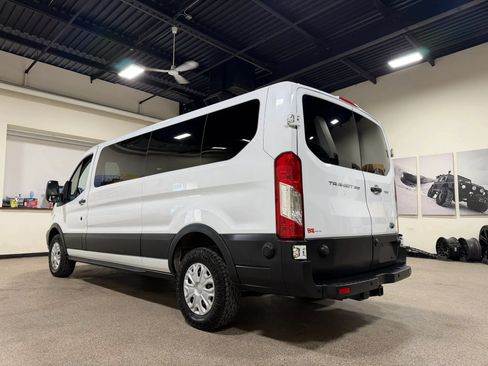 Used 2019 Ford Transit 350 XLT RWD image 12