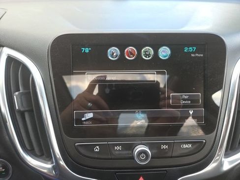 Used 2018 Chevrolet Equinox LT w/ Sun & Infotainment Package AWD/4WD image 25