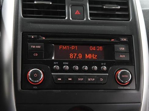 Used 2017 Nissan Versa SV image 10