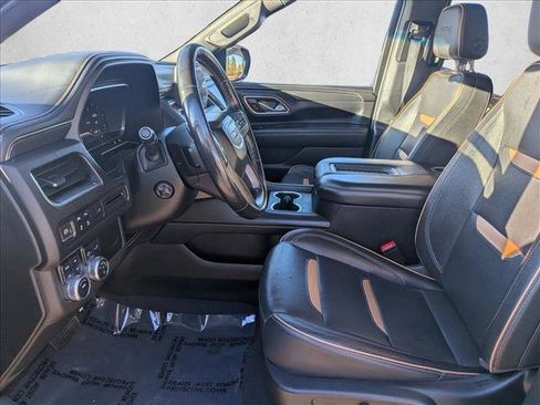 Used 2022 GMC Yukon AT4 image 11