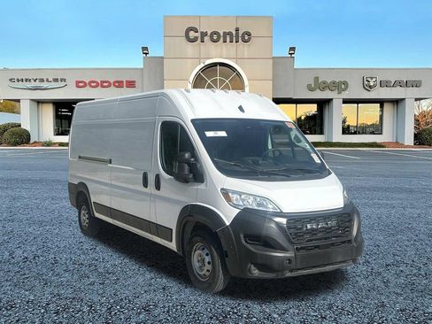 Used 2024 RAM ProMaster 2500 FWD image 1