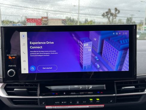 New 2026 Toyota Sienna XLE Woodland Edition image 17