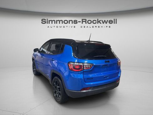 Used 2022 Jeep Compass Altitude w/ Convenience Group image 7