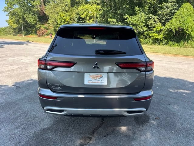 Used 2022 Mitsubishi Outlander SEL Black Edition FWD image 6