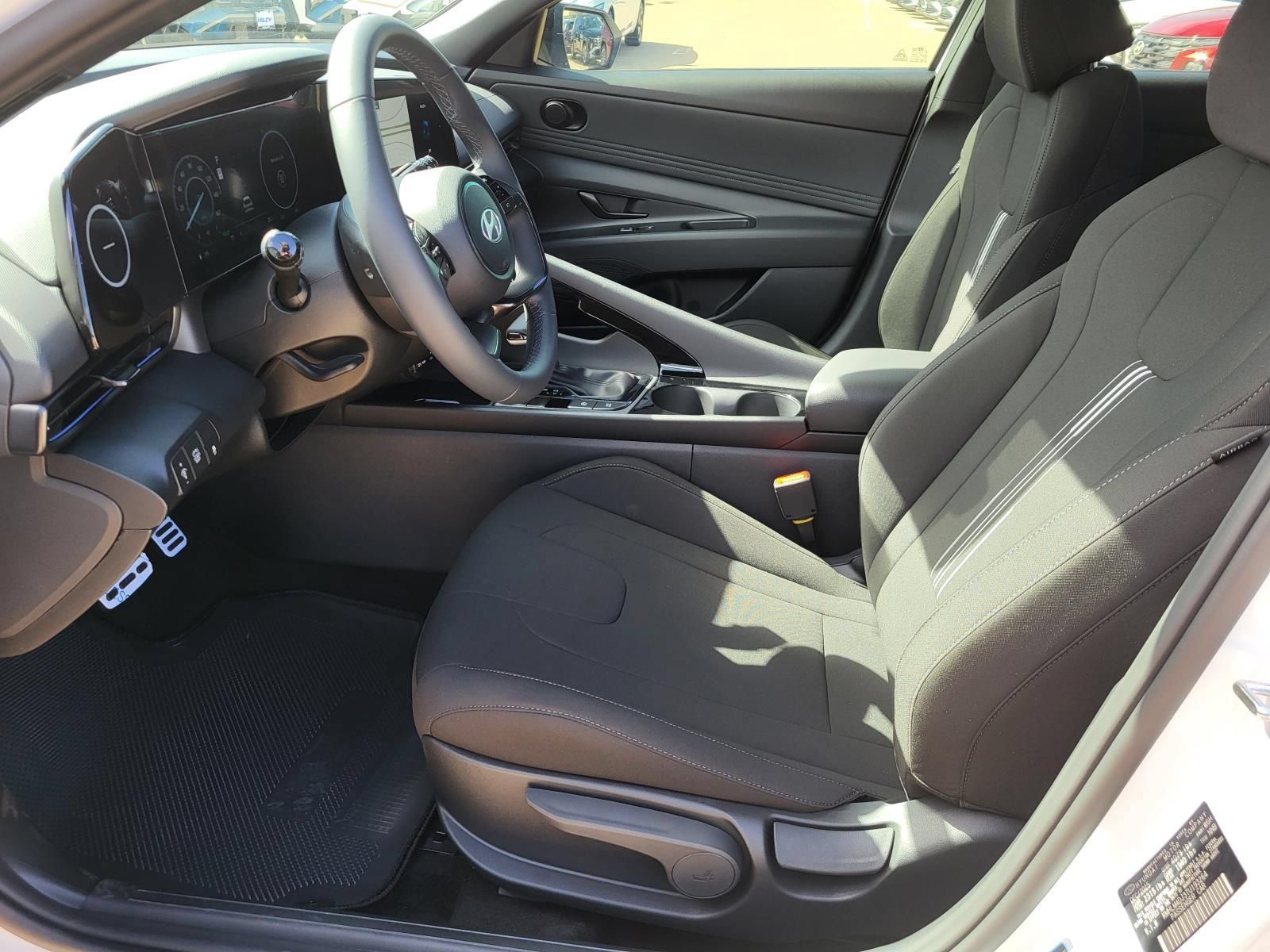 New 2026 Hyundai Elantra SEL FWD image 14
