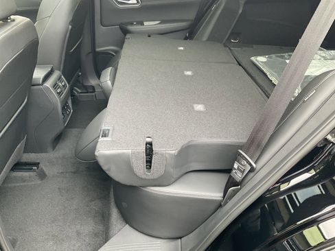 Used 2026 Nissan Rogue Platinum w/ Platinum Premium Package image 51