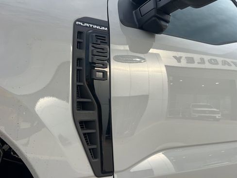 New 2026 Ford F250 Platinum AWD/4WD image 11