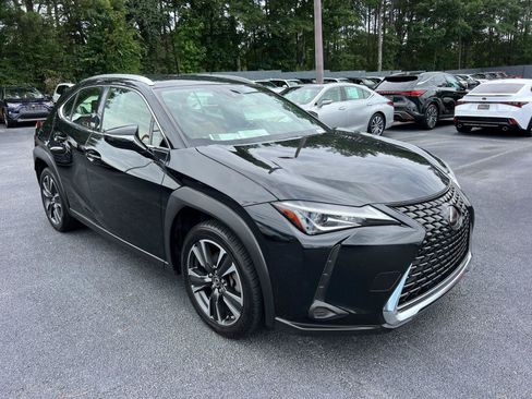 Used 2019 Lexus UX 200 w/ Accessory Package 2 FWD image 3