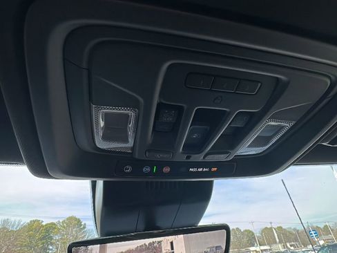 Used 2024 GMC Sierra 2500 AT4 w/ AT4 Premium Plus Package image 29