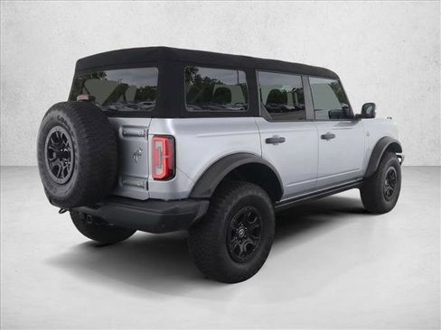 Used 2023 Ford Bronco Black Diamond w/ Sasquatch Package AWD/4WD image 7