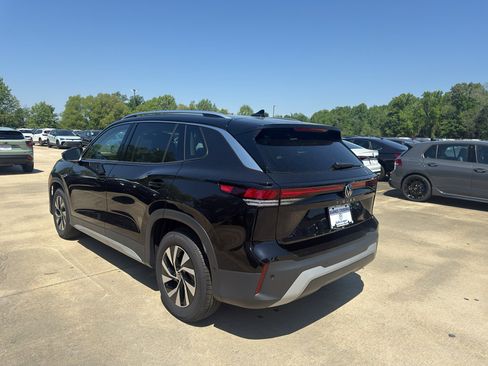 New 2026 Volkswagen Tiguan S FWD image 7