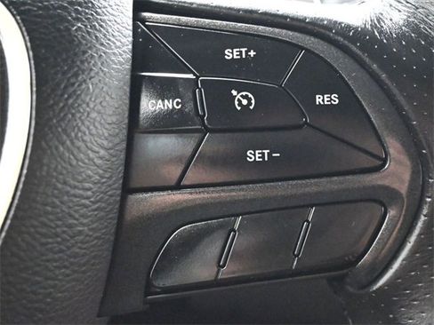 Used 2019 Dodge Durango GT image 25