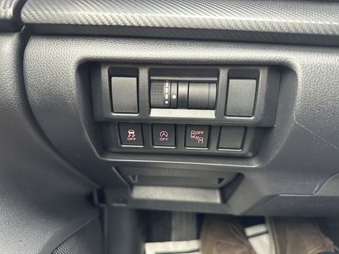 Used 2023 Subaru Crosstrek 2.0i Premium image 30