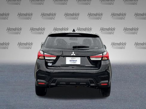 Used 2025 Mitsubishi Outlander Sport ES image 8