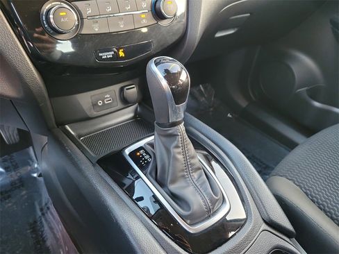 Certified 2021 Nissan Rogue Sport S image 19