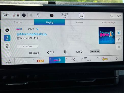 New 2025 Jeep Gladiator Willys image 19