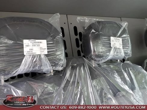 New 2026 RAM ProMaster 2500 w/ Storage Group FWD image 11