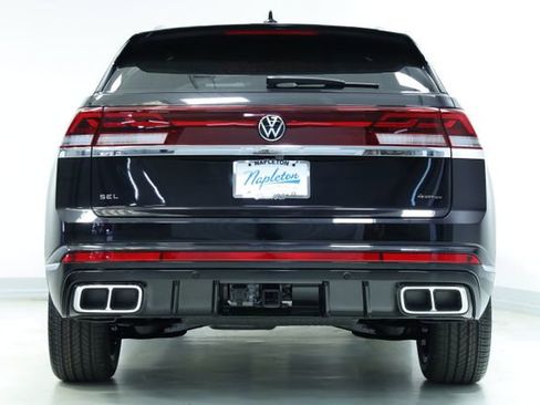 New 2026 Volkswagen Atlas Cross Sport SEL Premium R-Line AWD/4WD image 7