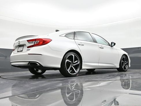 Used 2021 Honda Accord Sport Special Edition image 24