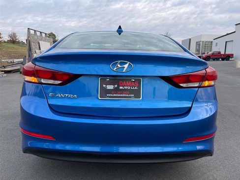 Used 2017 Hyundai Elantra SE image 42