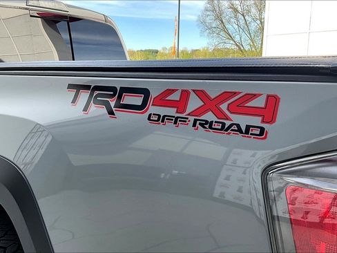 Certified 2021 Toyota Tacoma TRD Off-Road w/ TRD Premium Off Road Package image 24