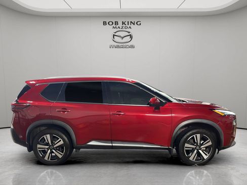 Used 2021 Nissan Rogue SL w/ Premium Package FWD image 6